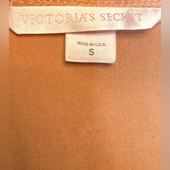 Victoria Secret Elegant Tan Maxi Slip vintage‎ size Small